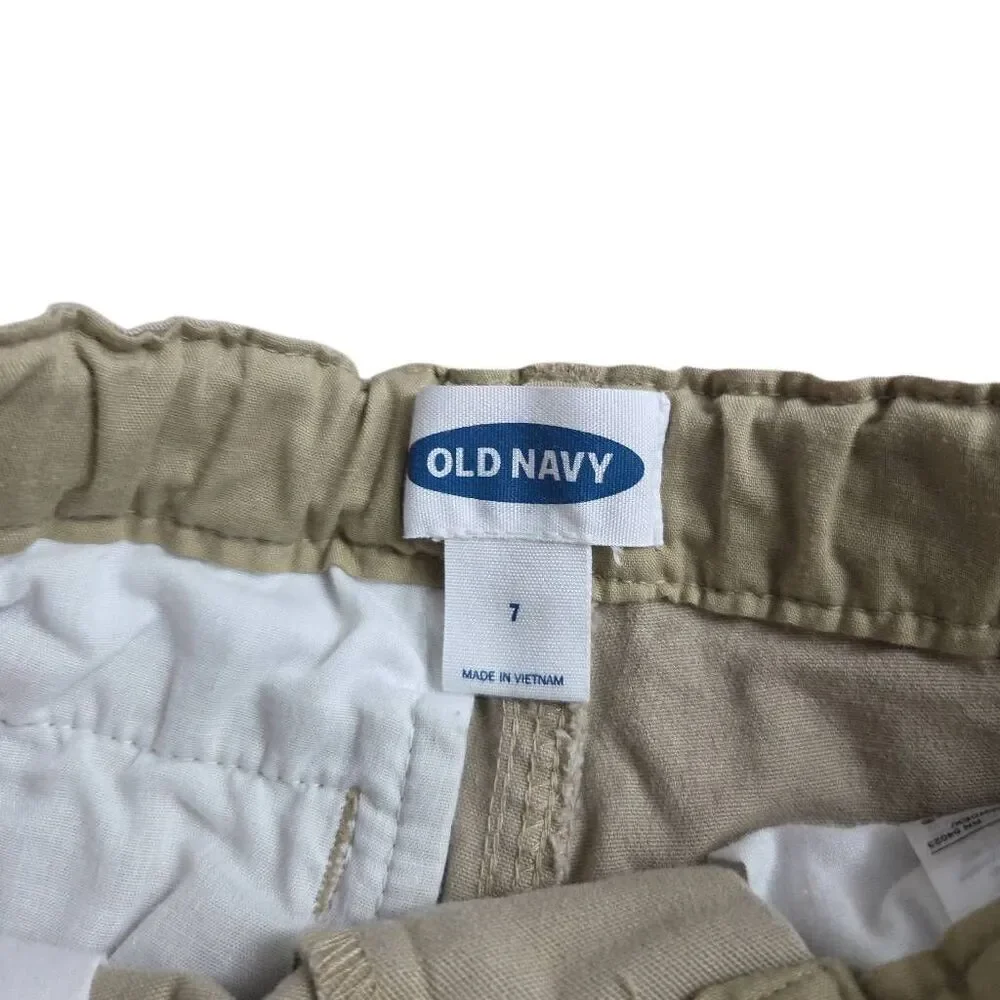Old Navy khaki uniform shorts 7